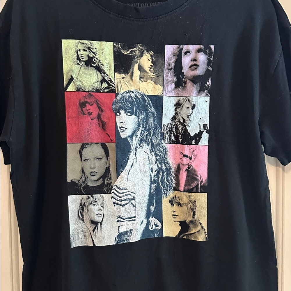 Taylor swift eras tour black medium tee shirt - Picture 2 of 4